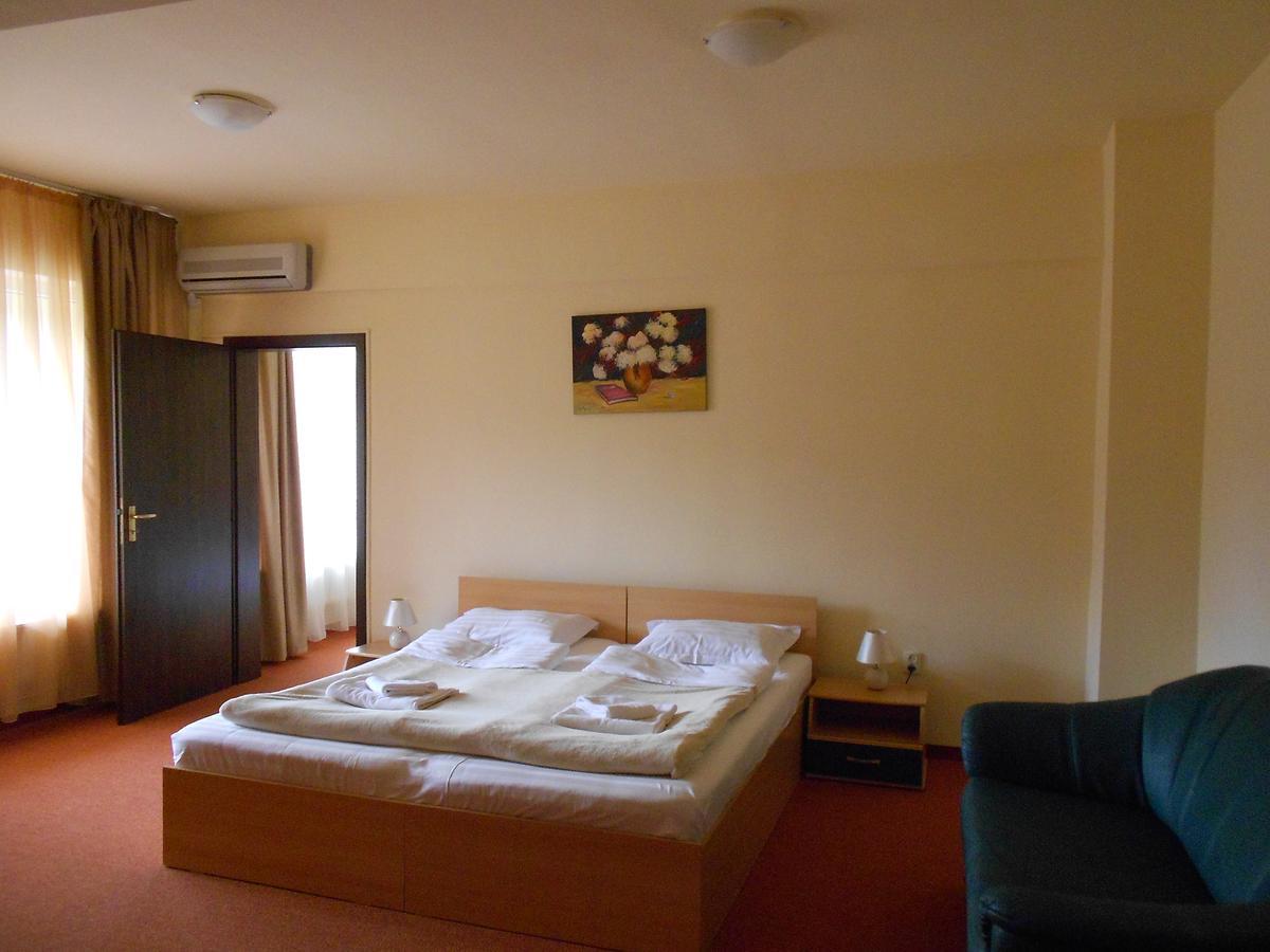 Hotel Diana Geoagiu Bai Luaran gambar